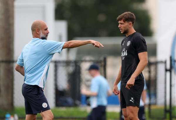 冈萨雷斯连续首发显价值 曼城后腰危机迎刃而解