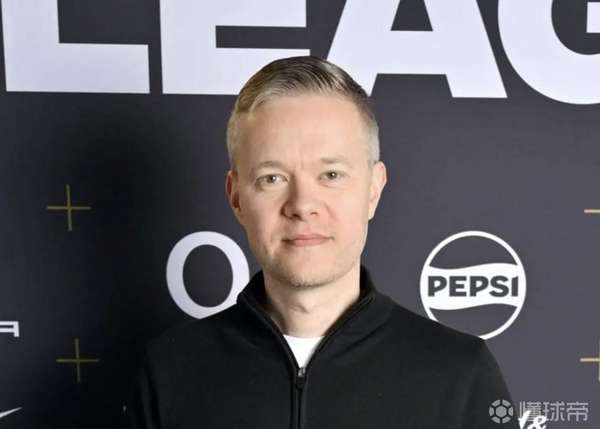 曼联传奇出手！内维尔豪掷百万收购死忠球迷频道